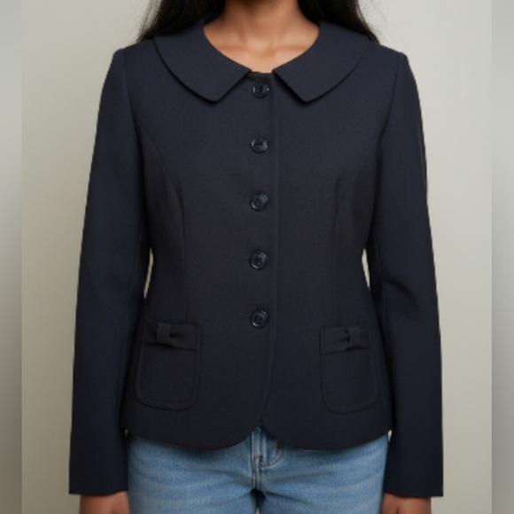 Tahari Jackets & Blazers - Tahari Round Peter Pan Collar 4 Button 2 Pocket Black Blazer sz 6